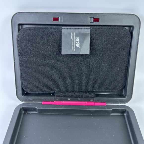 Nintendo DS Pink Hard Shell Travel Case 6 games slots, stylus slot - Picture 5 of 9